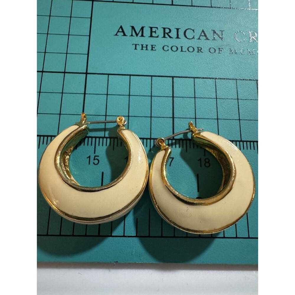 Vintage Cream & Gold Tone Enamel Hoop Earrings